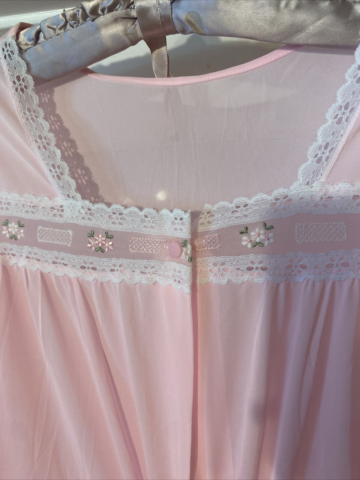 Vintage Pink Night Gown Robe Lace Embroidery Nylon Med