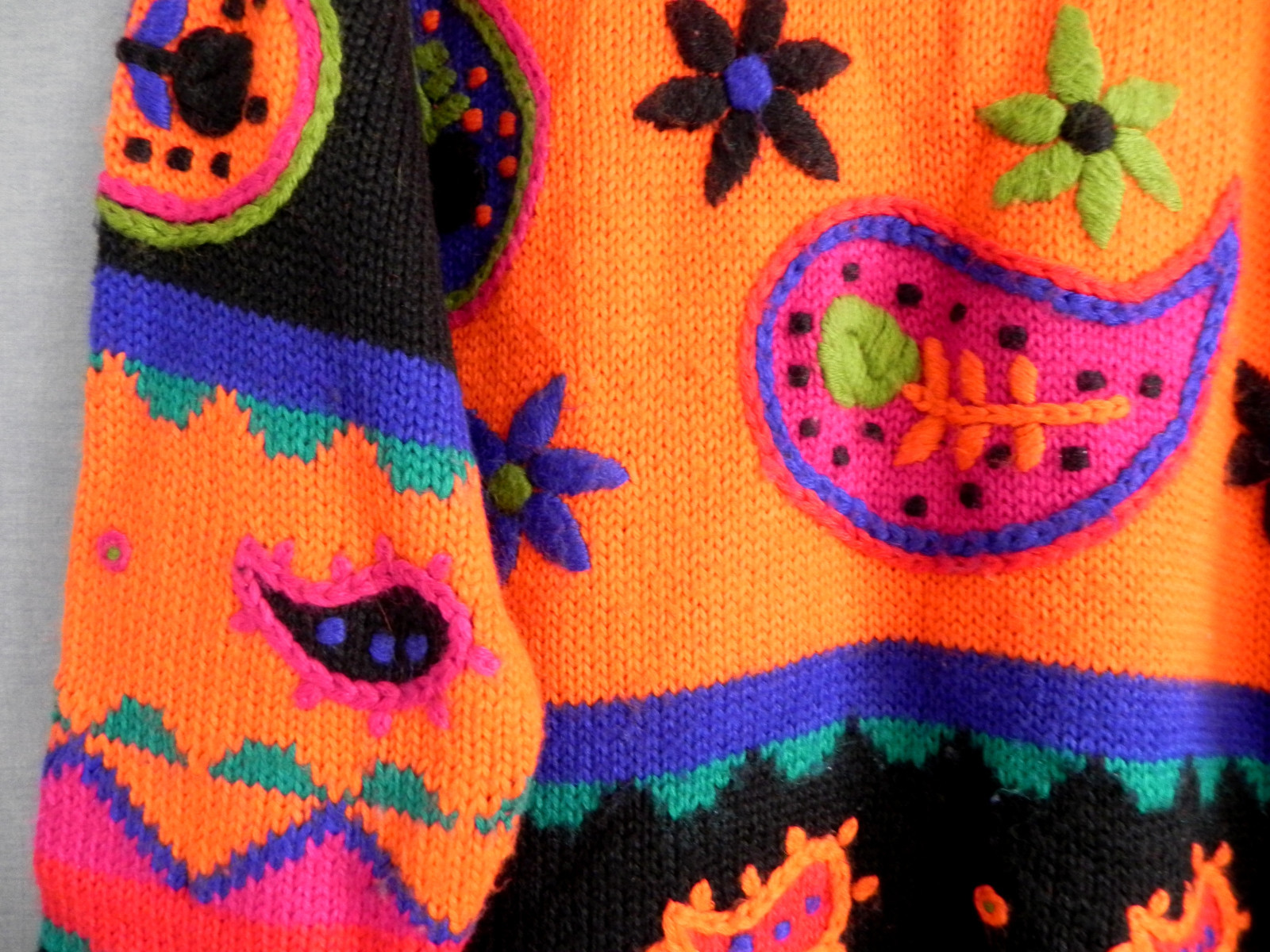 Vtg The Limited Sweater Wool Blend Tunic Vibrant Multi-Color Embroidery Size M/L