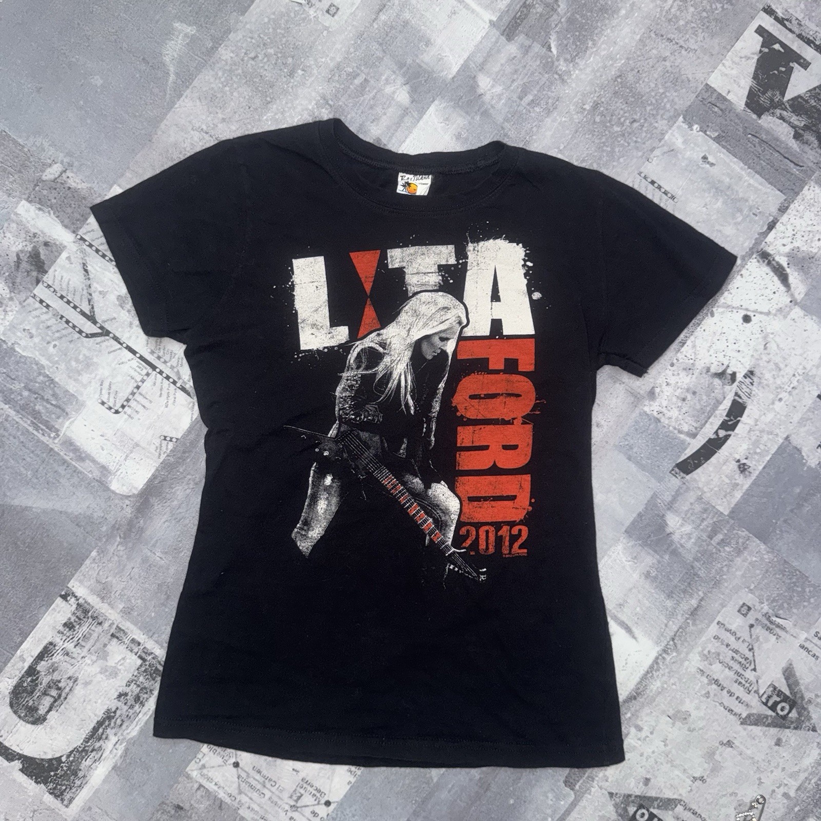 Lita Ford Living Like A Runaway 2012 Tour Shirt Black Fitted Tee Y2k Size Med