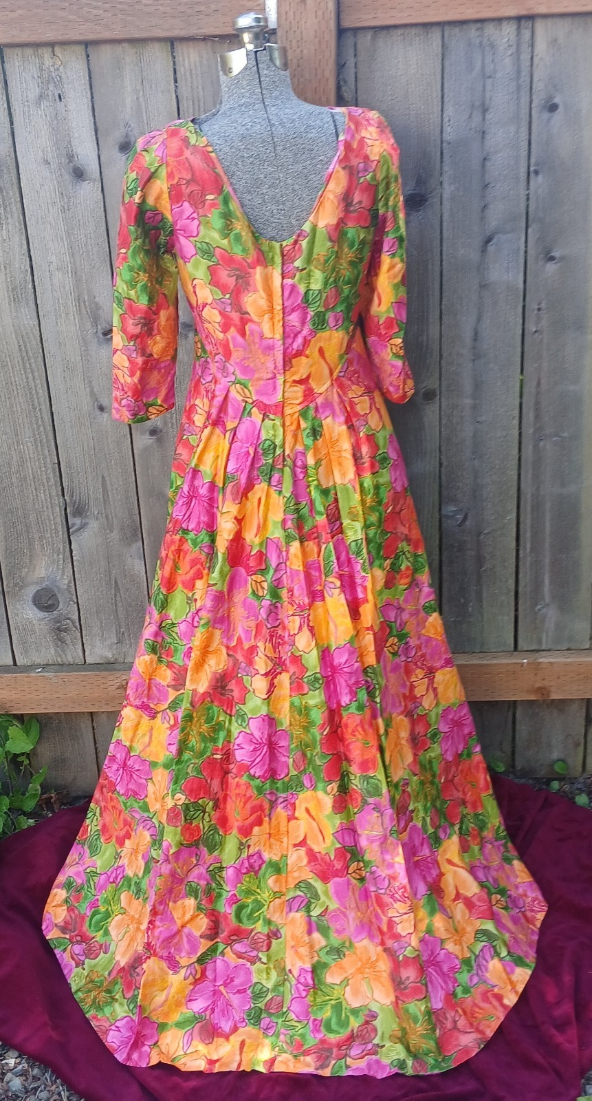 Vintage Hawaiian Tiki Maxi Dress Empire waist