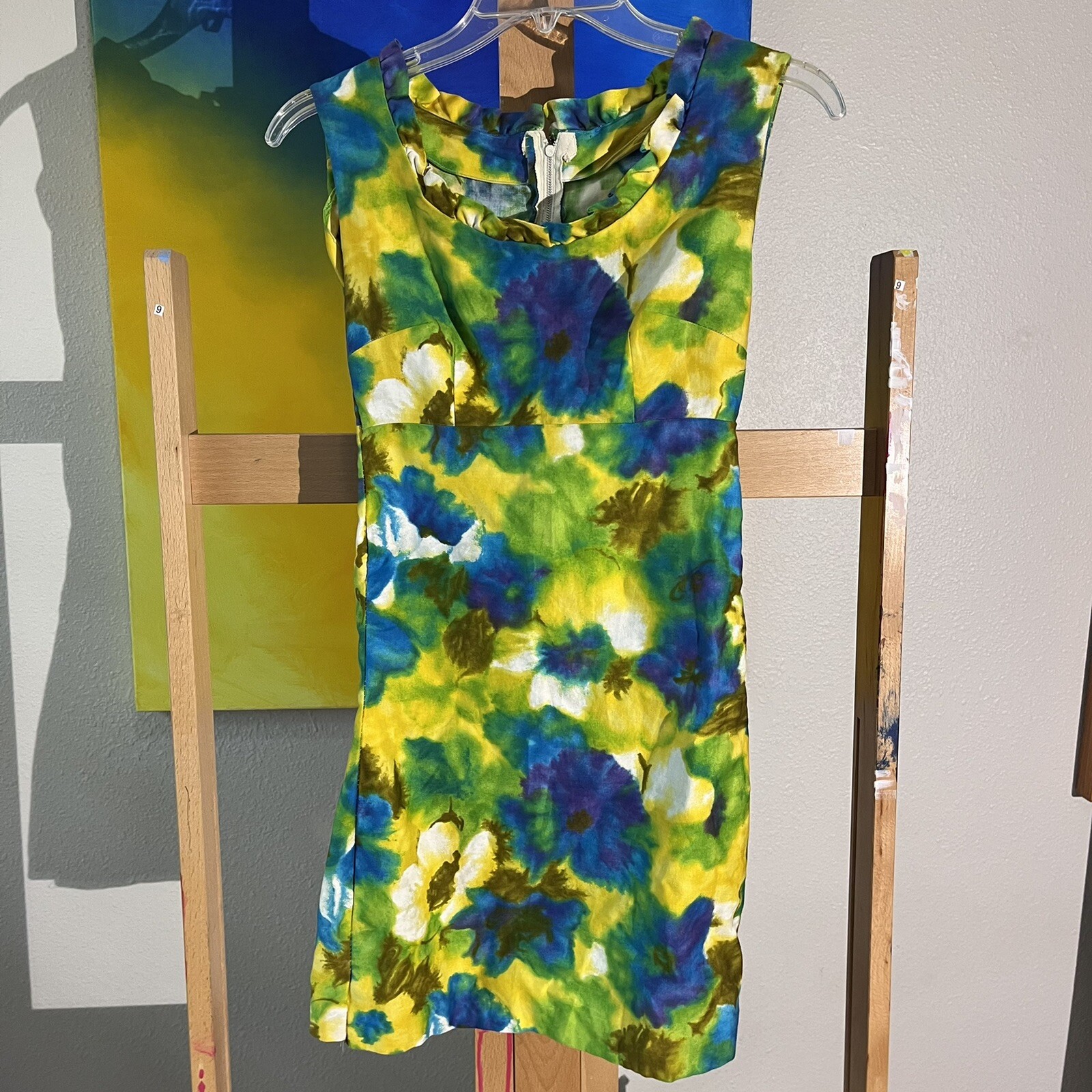 Vintage Hawaiian Dress 1950s Sleeveless Floral all over Print Tiki Hut Honeymoon