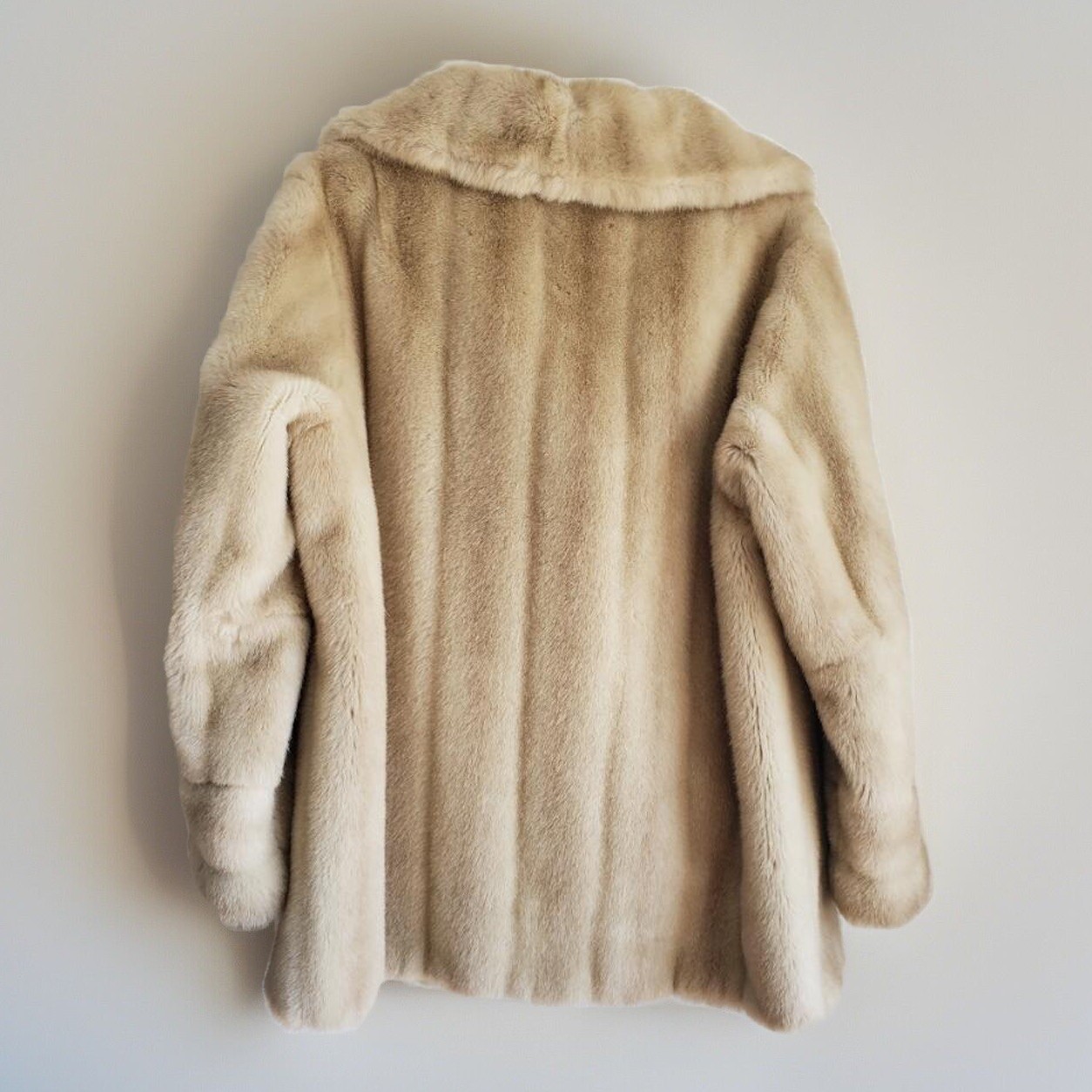 MINCARA Russell Taylor Beige size Large Fur Silk Lined Jacket Coat Union Made