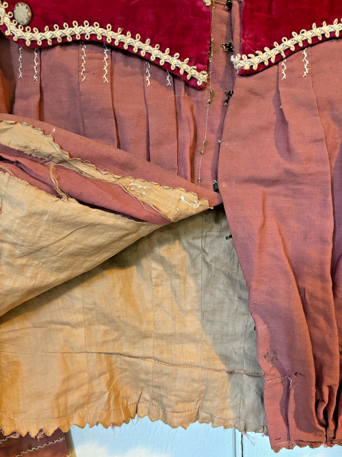 Antique 1890s Leg-of-Mutton Sleeve Blouse | Rose Silk Velvet Trim Embroidery VTG