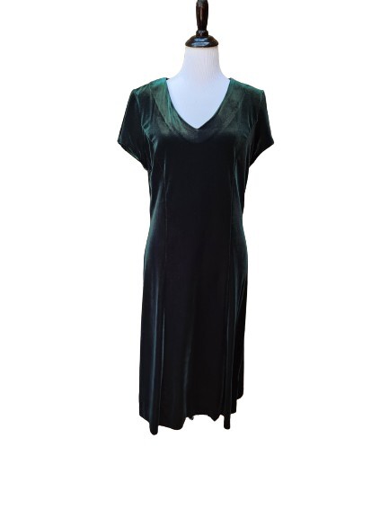 Danny & Nicole VTG Green Velour Dress MEDIUM V-Neck Short Sleeves Christmas