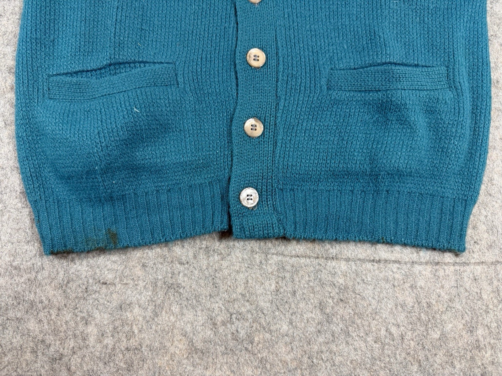 Vintage Brentwood Sportswear Cardigan 100% Orlon Acrylic Size Medium 70s