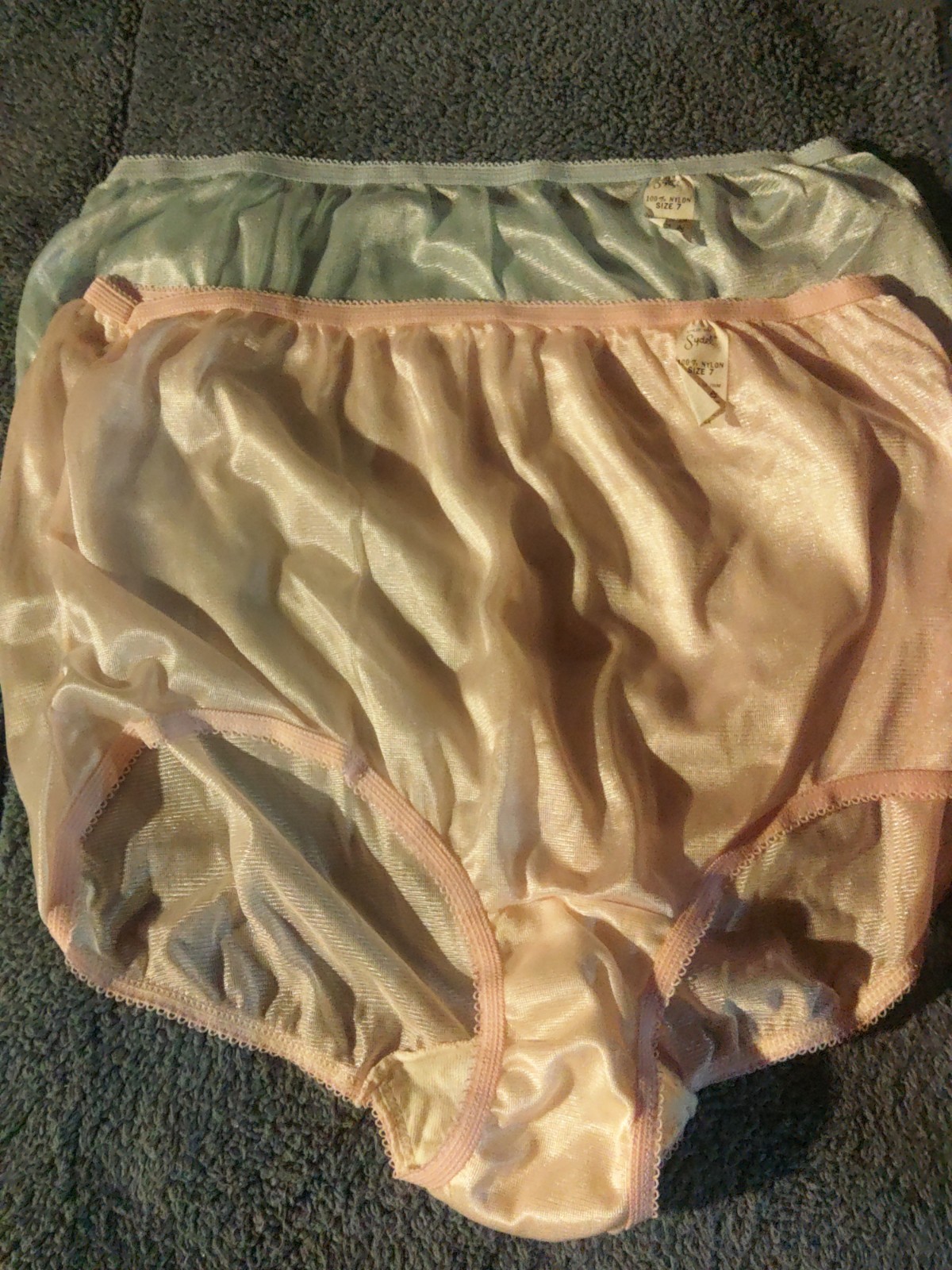Vintage 2 Pair „Styled by Sydel” sheer 100% nylon panties size 7 USA brief panty