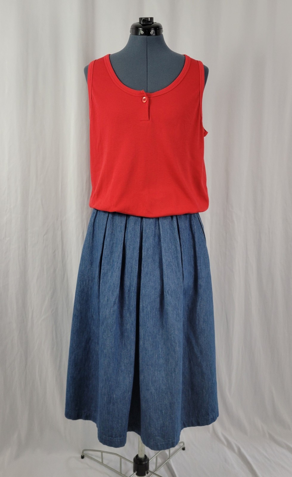 Vintage Objectives Red Knit Sleeveless Top w Waistband Size 40