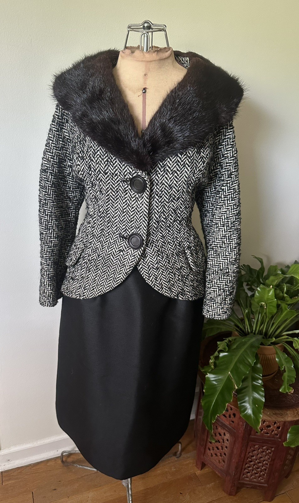 Classic 60’s Black & White Herringbone Wool Jacket With Mink Collar