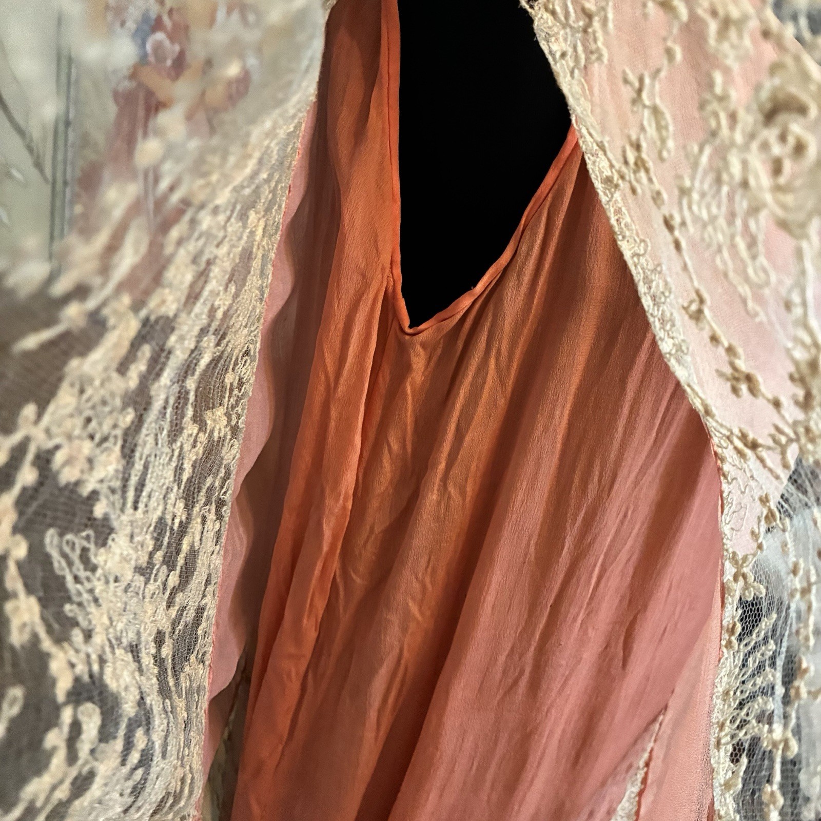 Antique 1920S Pink Silk Chiffon Kafton Brussels Tambour Cabbage Roses Lace