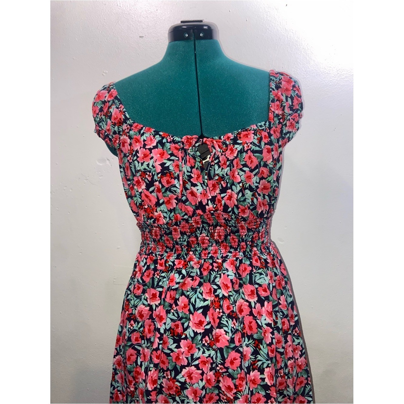 Old Navy Cottagecore Chintz Tomato Girl Twee Floral Pink and Green Sun Dress