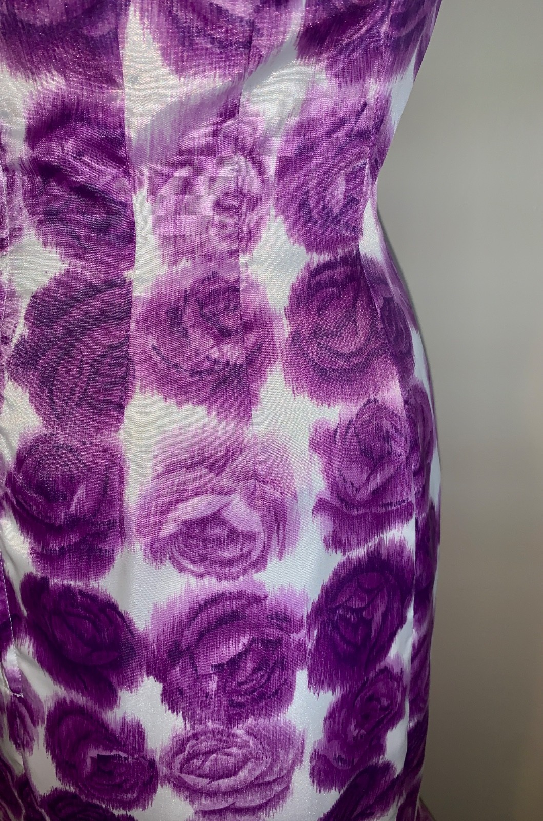 1950s Vintage/Retro Bombshell Wiggle Sheath Silky Party Dress w/Mermaid Flounce