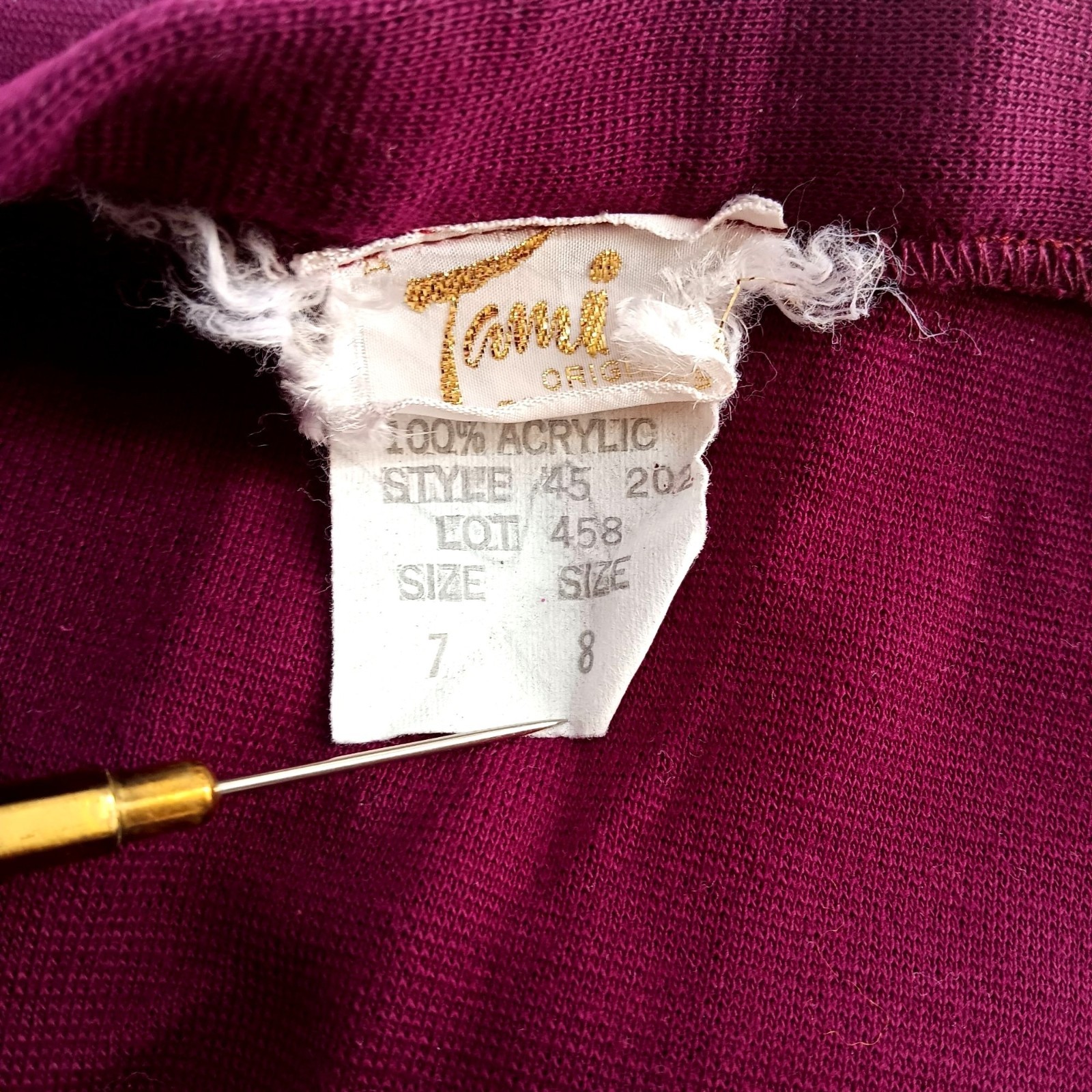 True Vintage Skirt 24″ 24W 7 1970’s Womens pleated Royal Purple Tami California