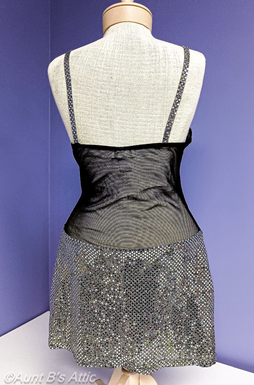 Vintage 80’s Mona V Intimates Silver Sequin Sexy Nighty & Thong Set Lg-XL
