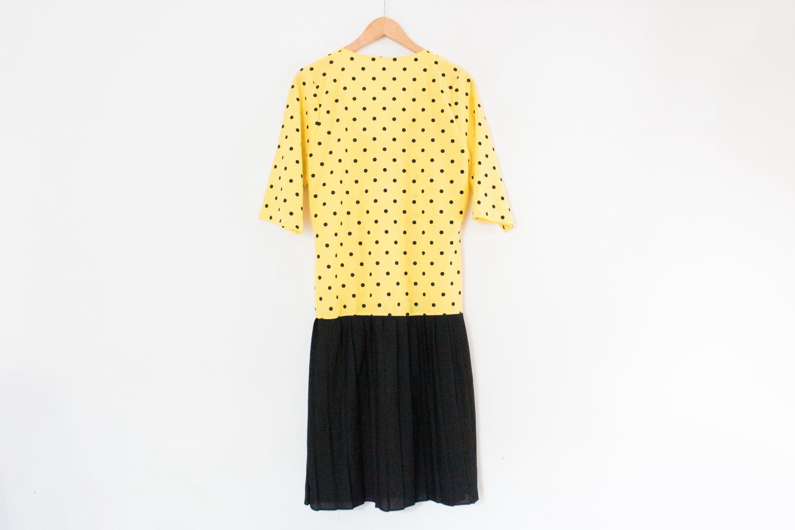 Whirlaway | Vintage 80’s Yellow & Black Polka Dot Drop Waist Dress | Size 14