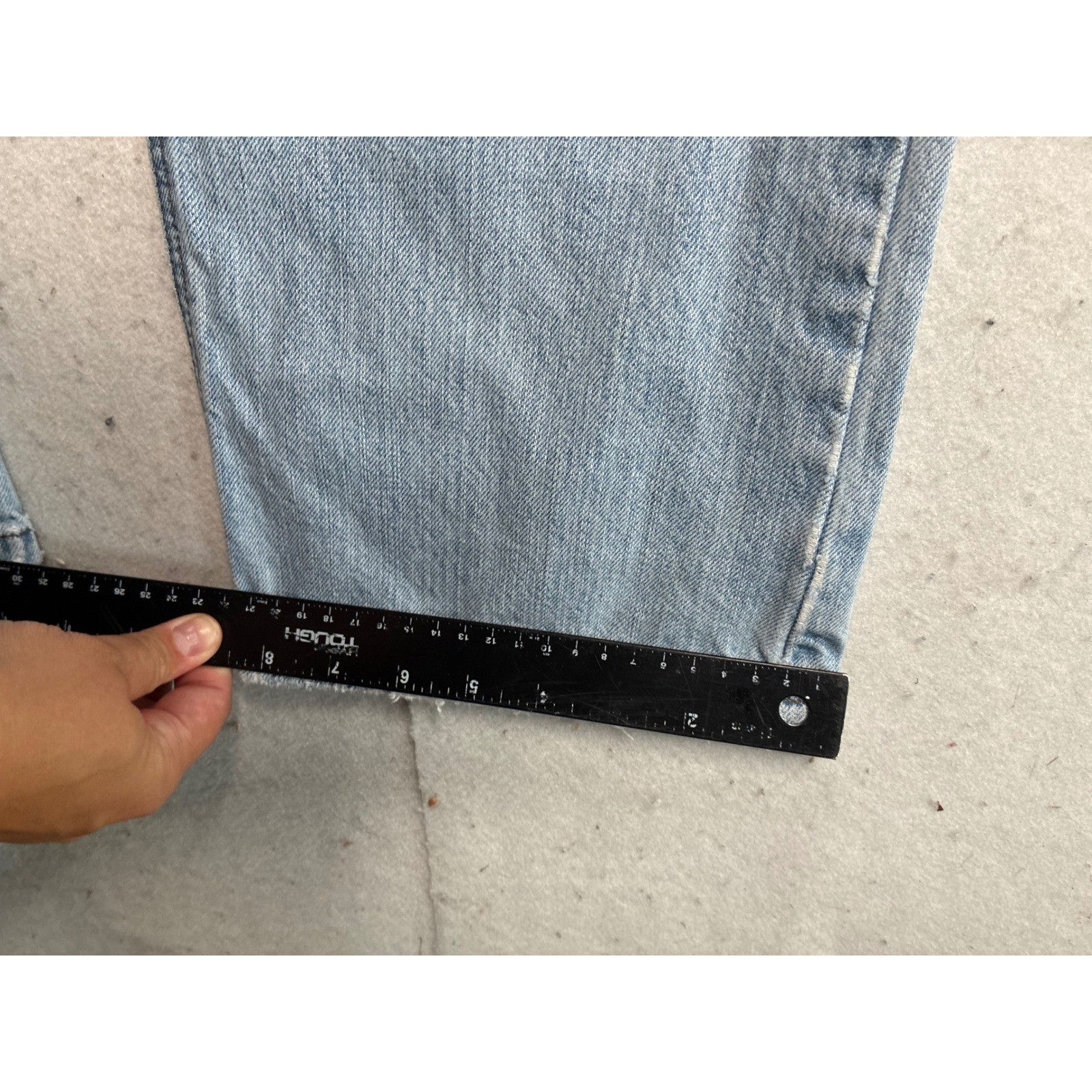 Vintage Carhartt Relaxed Fit Straight Leg Light Wash Denim Jeans womens 10×30