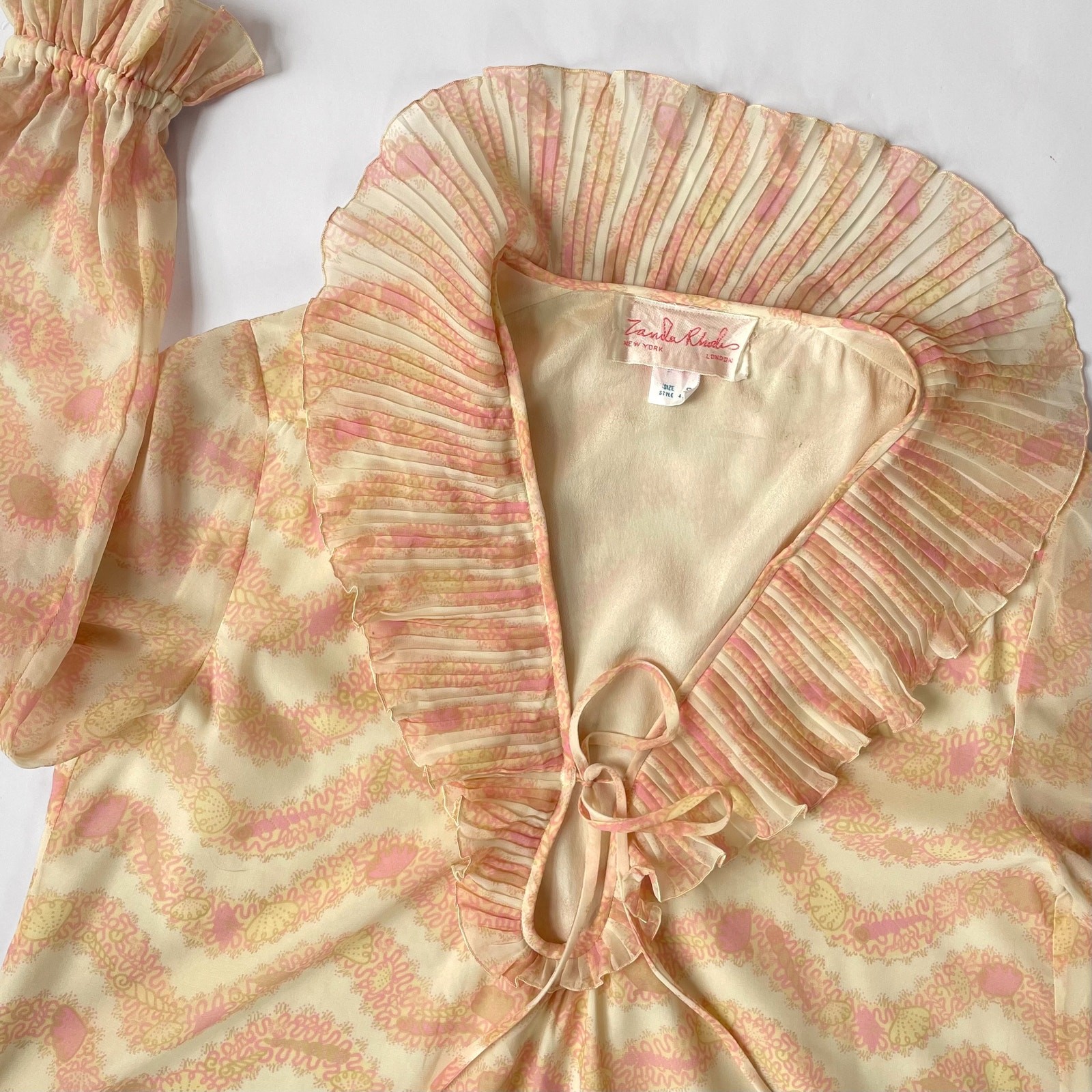 VTG Zandra Rhodes LingerieRuffle NightGown Shear Maxi Lounge 70s 80s Seashell
