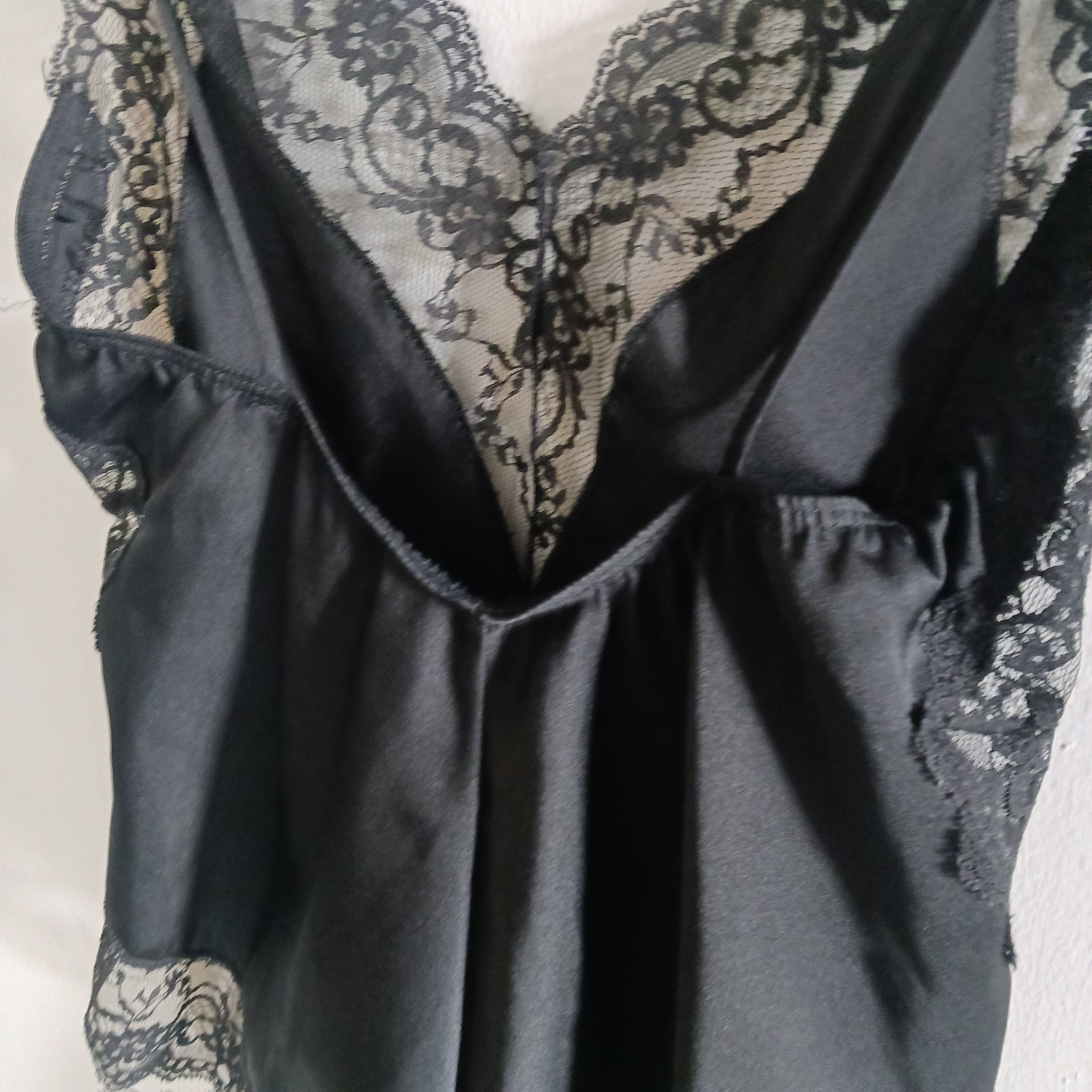 VTG Ms. Leslee Lingerie Black Satin Nylon & Lace Teddy Romper Playsuit Medium