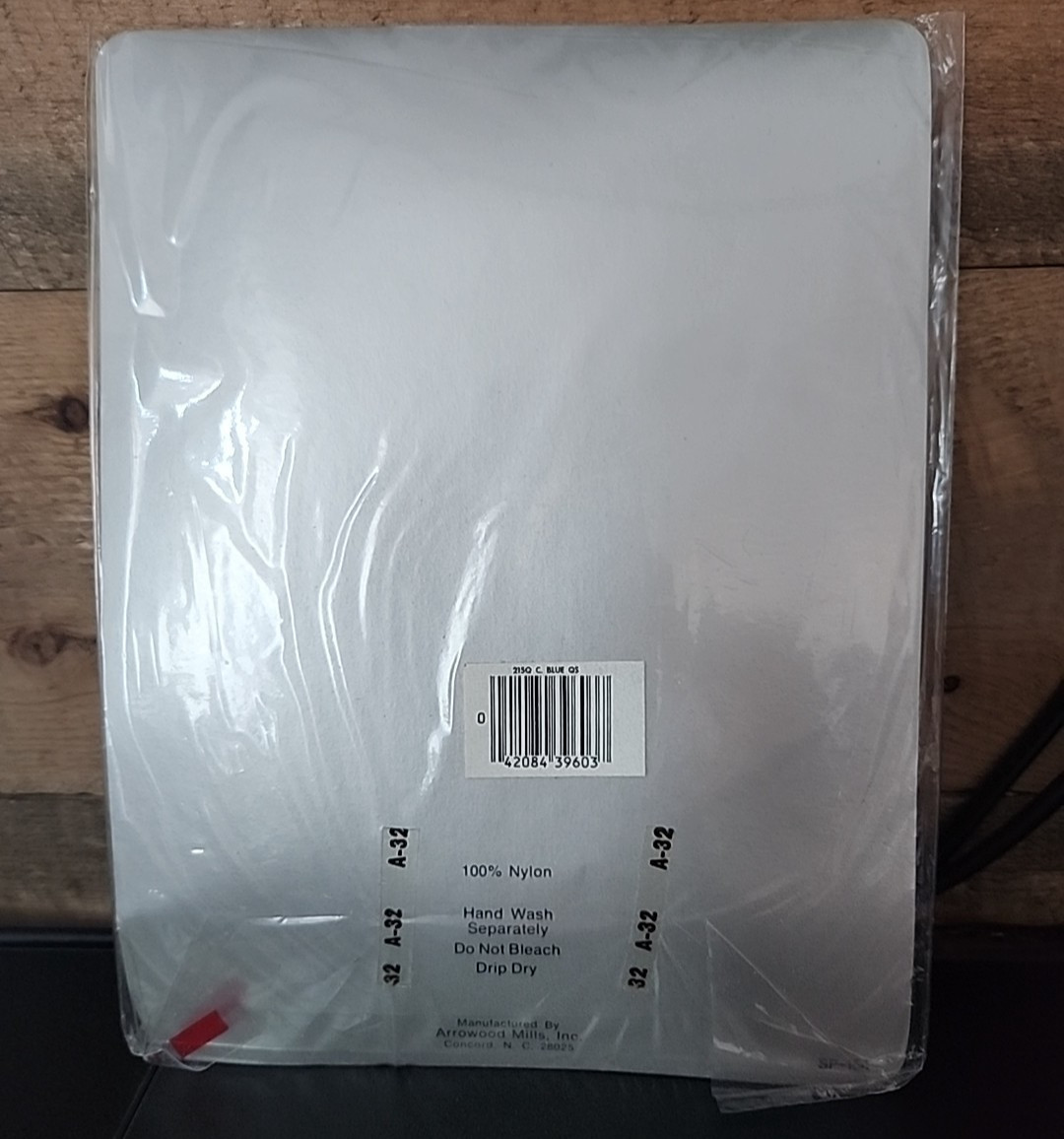 Ultra Sheer Pantyhose Fits Hips 40″-46″ Cadet Blue