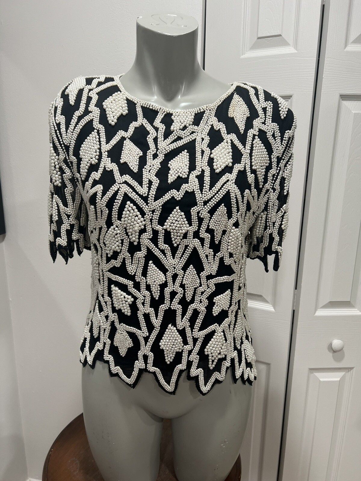 Vtg 80s SweeLo Black Silk Blouse Adorned With Pearls. Zig Zag Sleeves & HemSz. L
