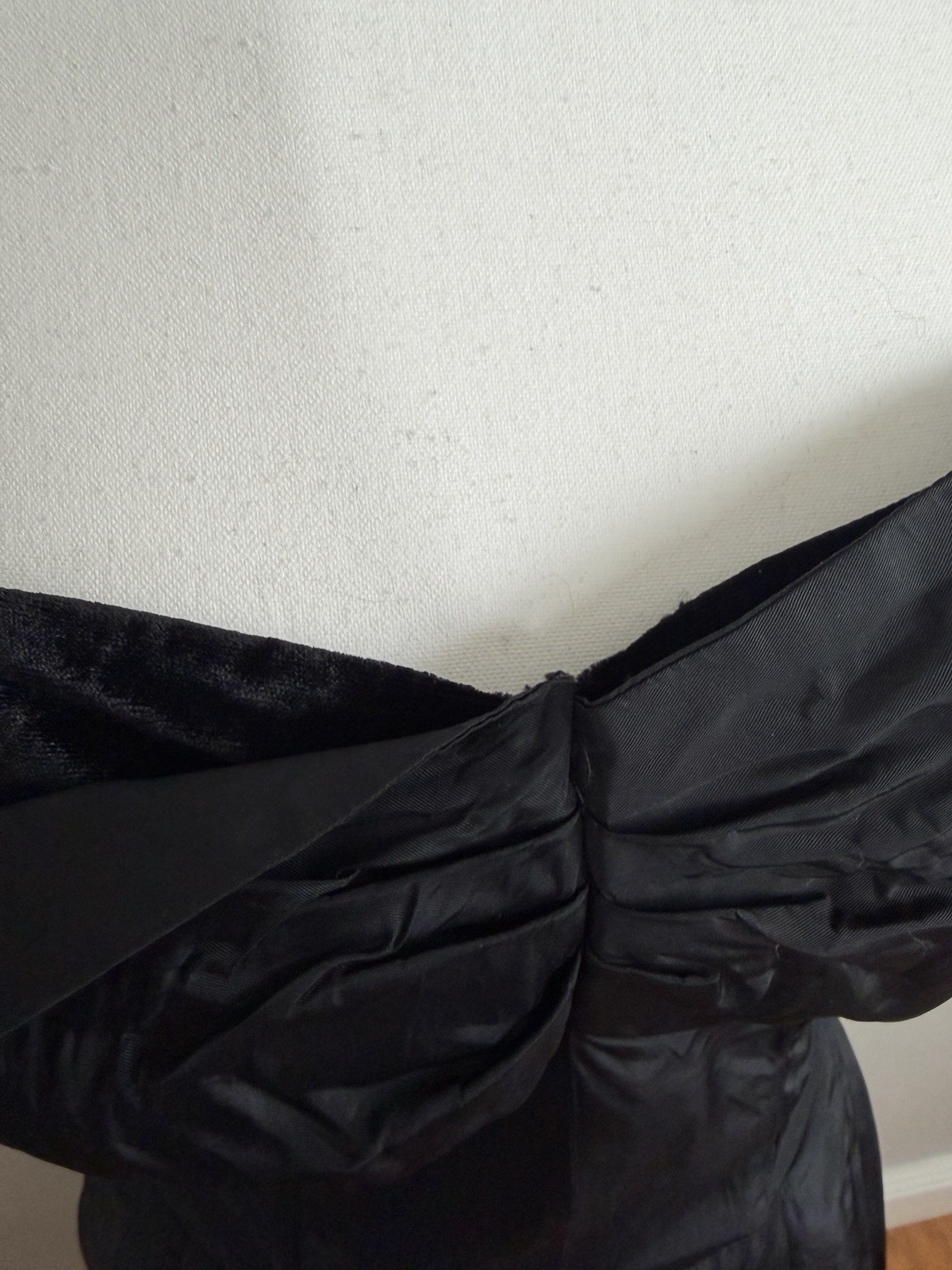 VTG 1950s Black Taffeta Strapless Cocktail Dress Talon Zip Pleated Fit Flare S