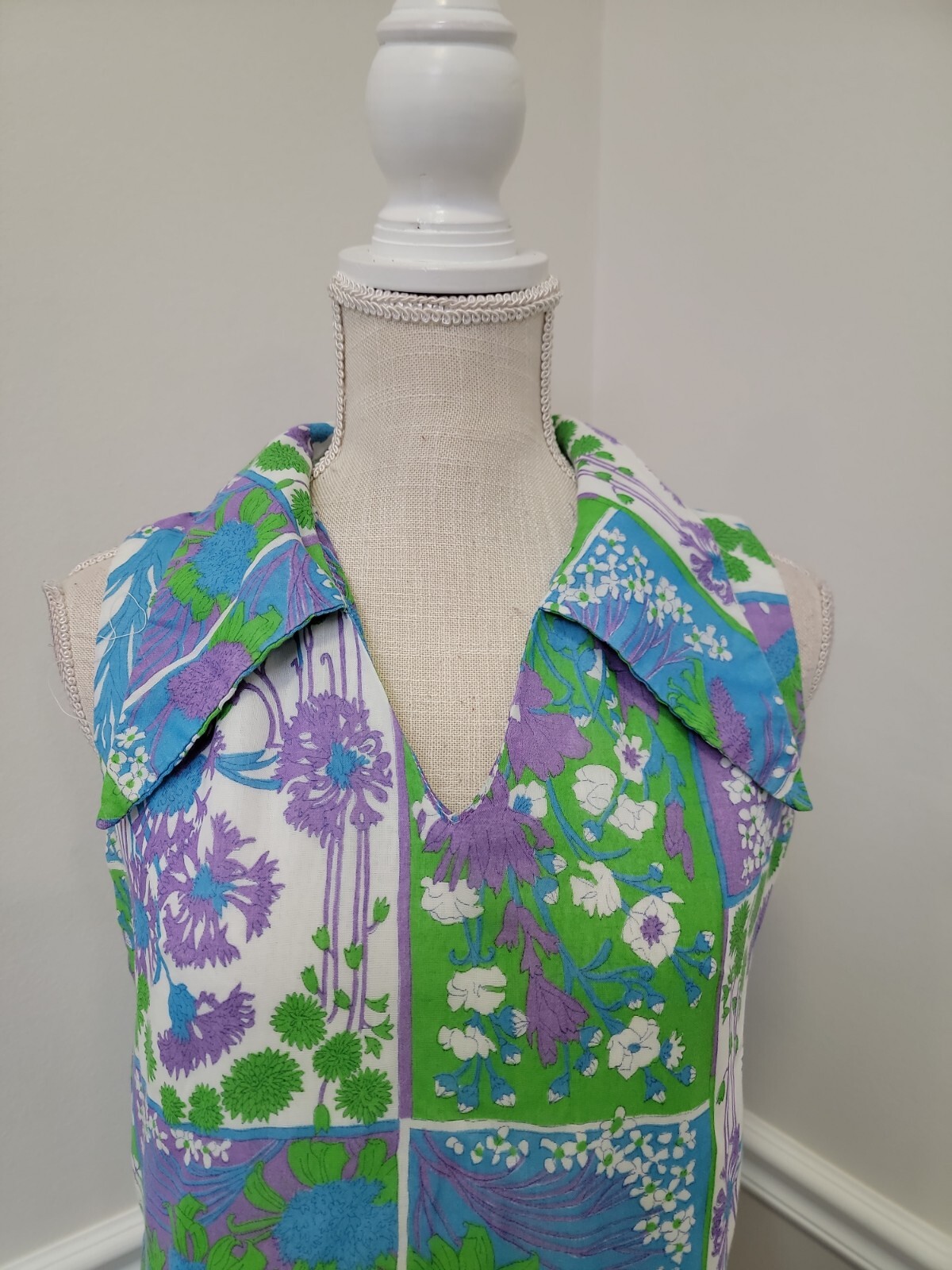 VTG ILGWU Psychedelic Green And Purple Floral Hippie Mod Gogo Retro Dress