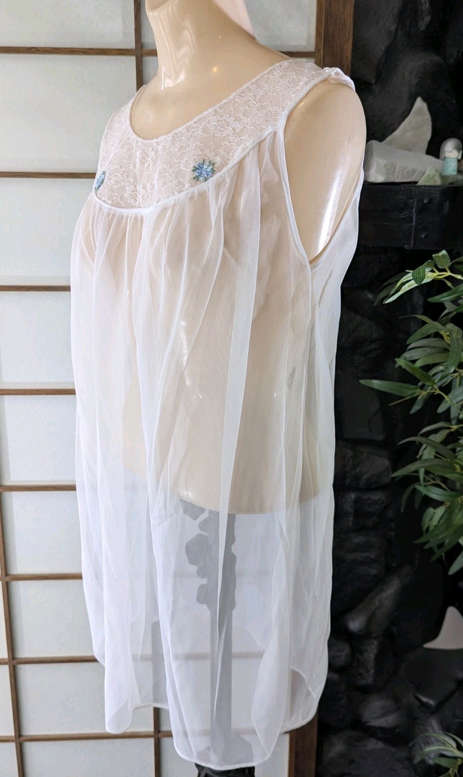 Vtg GMC Peignoir Robe Gown Lingerie Set White Chiffon Chantilly Lace Sz M 1960s