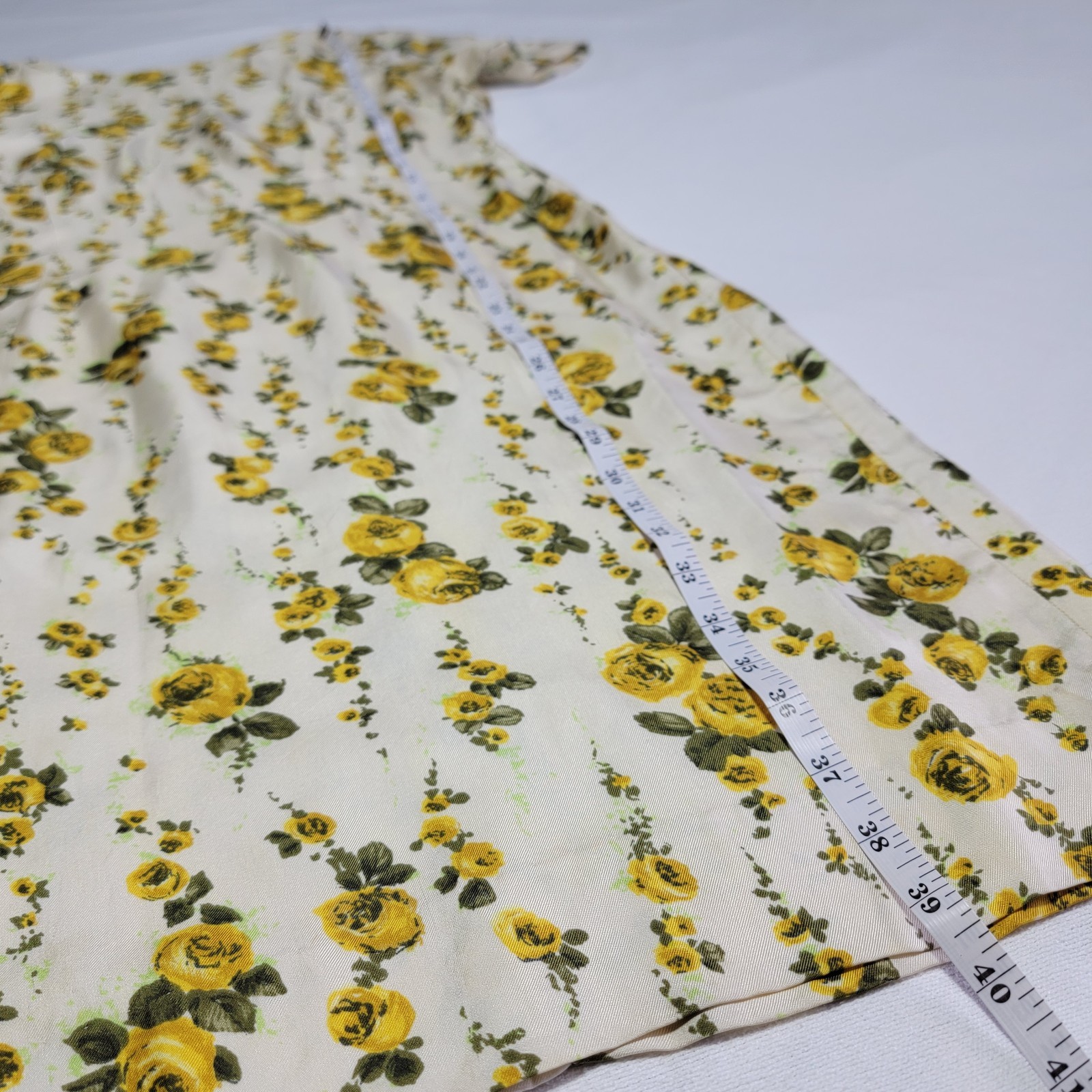 Vintage 50’s-60’s Off-White Yellow Rose Midi Summer Dress Floral Women’s Size 8
