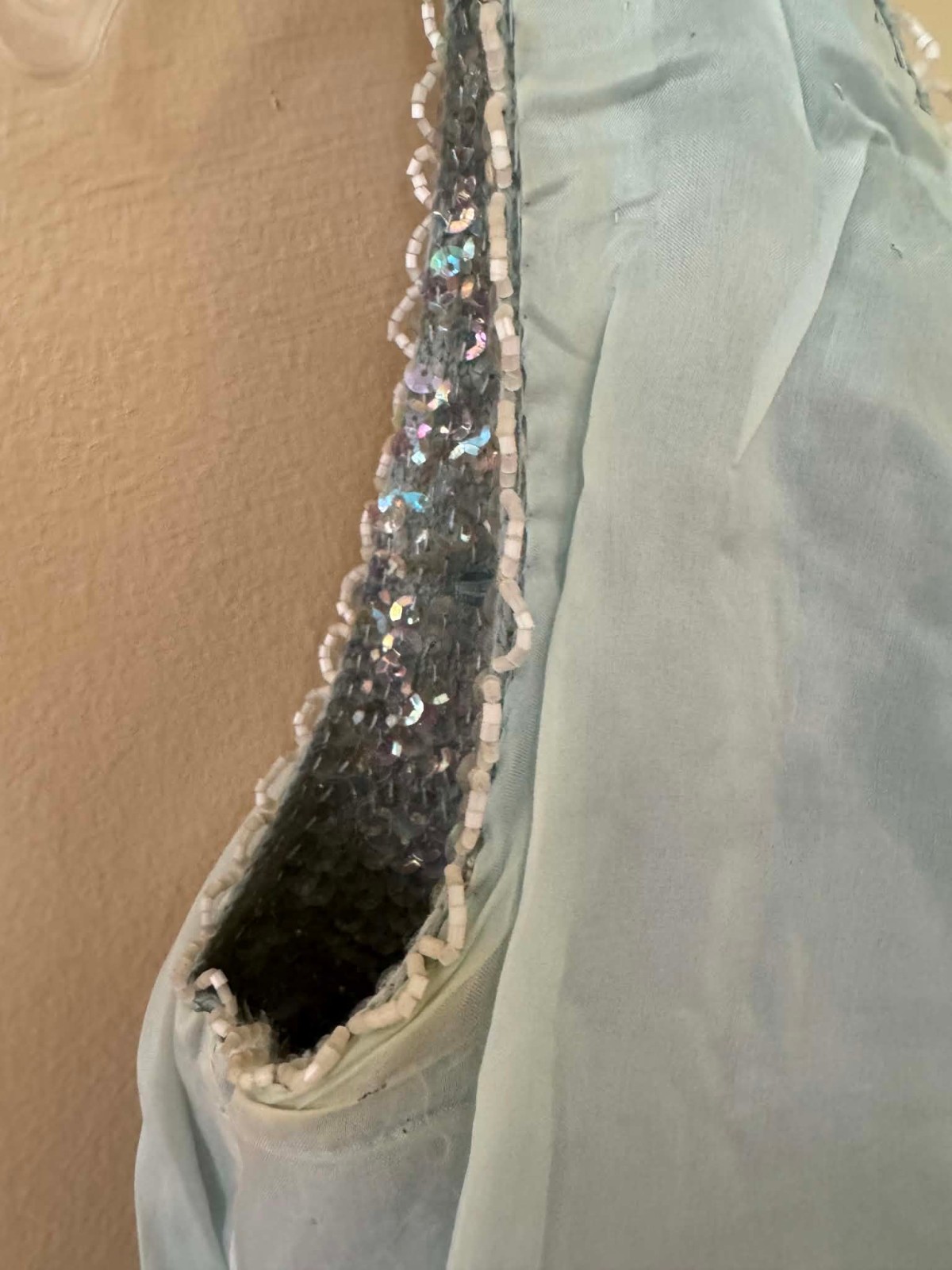1950’s-60s Ice Blue & Silver Hand Beaded Sequined Wool Top Size M Hong Kong