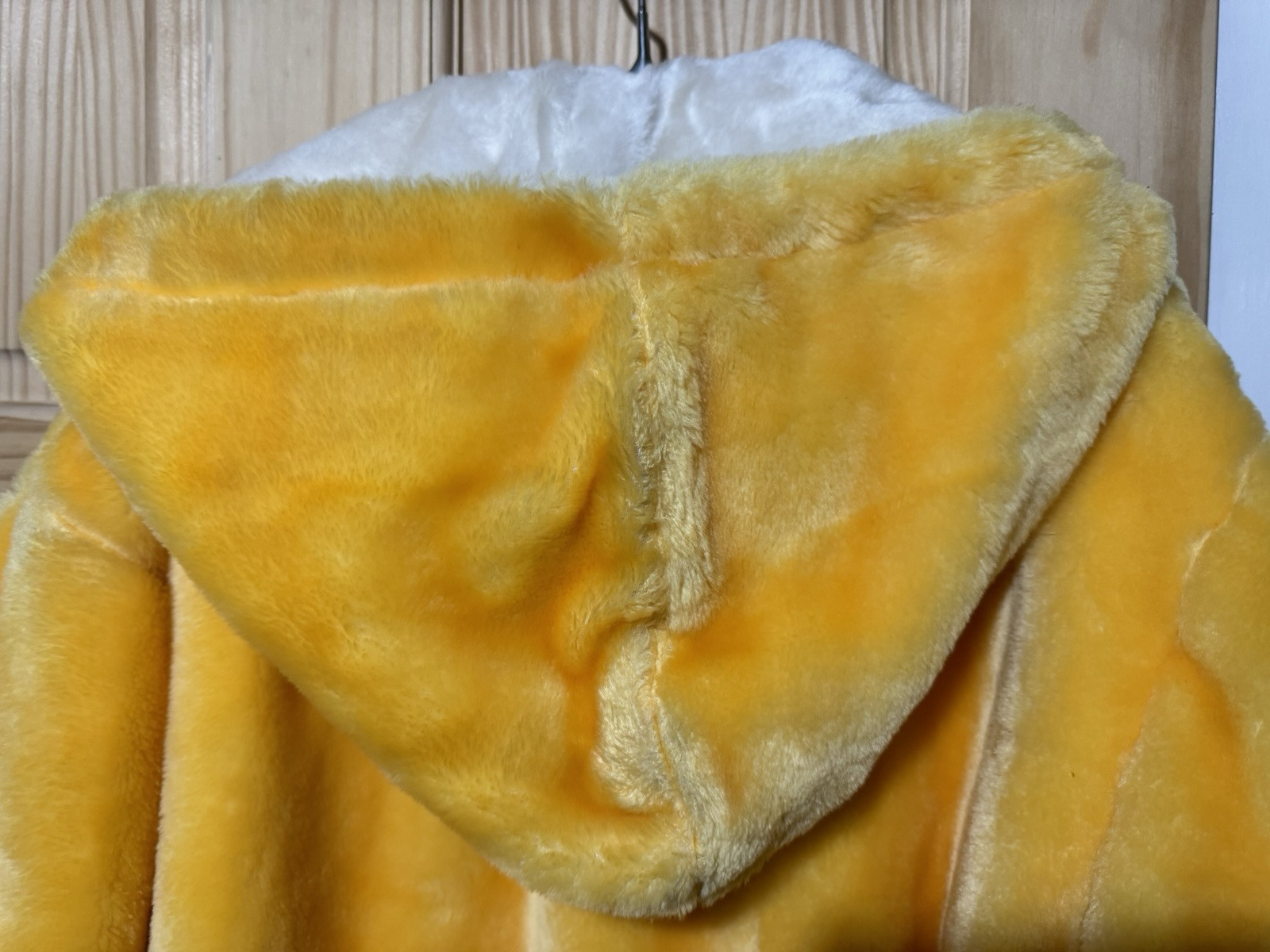 Vintage Korean Plush Faux Fur Yellow Hooded Robe Lined. Unknown Brand. Heavy