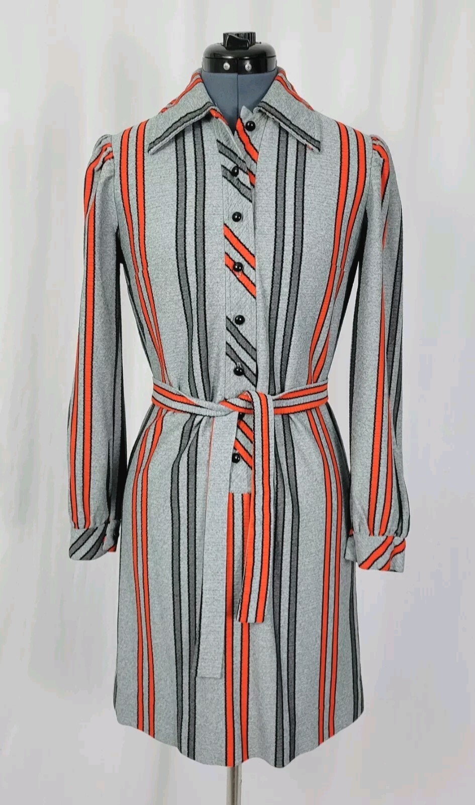 Vtg Grey Button Down Dress w Dark Grey & Orange Stripes & Tie Belt Size M?