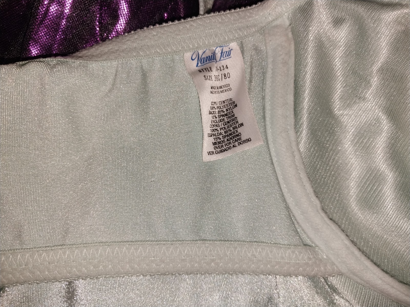 VTG SATIN SHINY VANITY FAIR MINT EMBRD FLOWER UW T SHIRT BRA 36C SEMI POINTY CUP