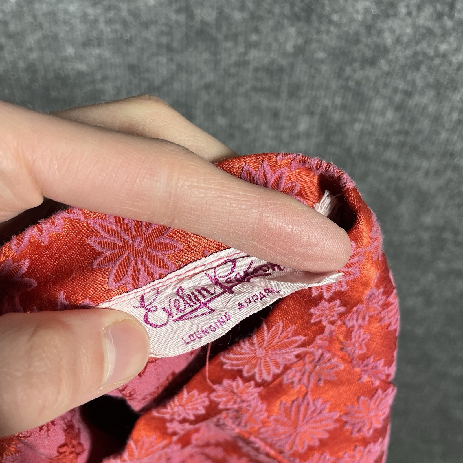 VINTAGE 60s Evelyn Pearson Lounge Suit Embroidered Silk Floral Mod Oriental