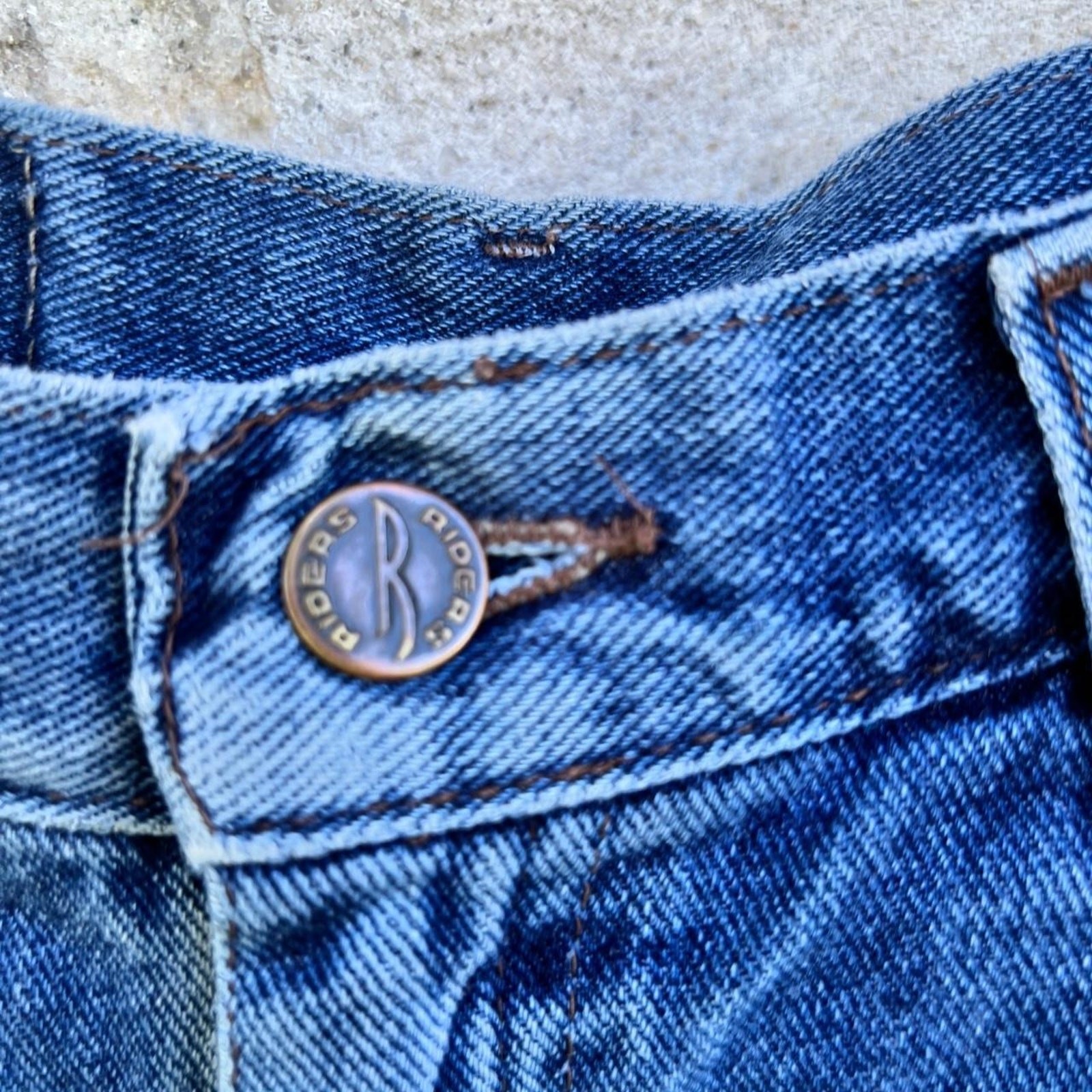 Vintage 90s denim high rise mom shorts RIDERS SIZE 8