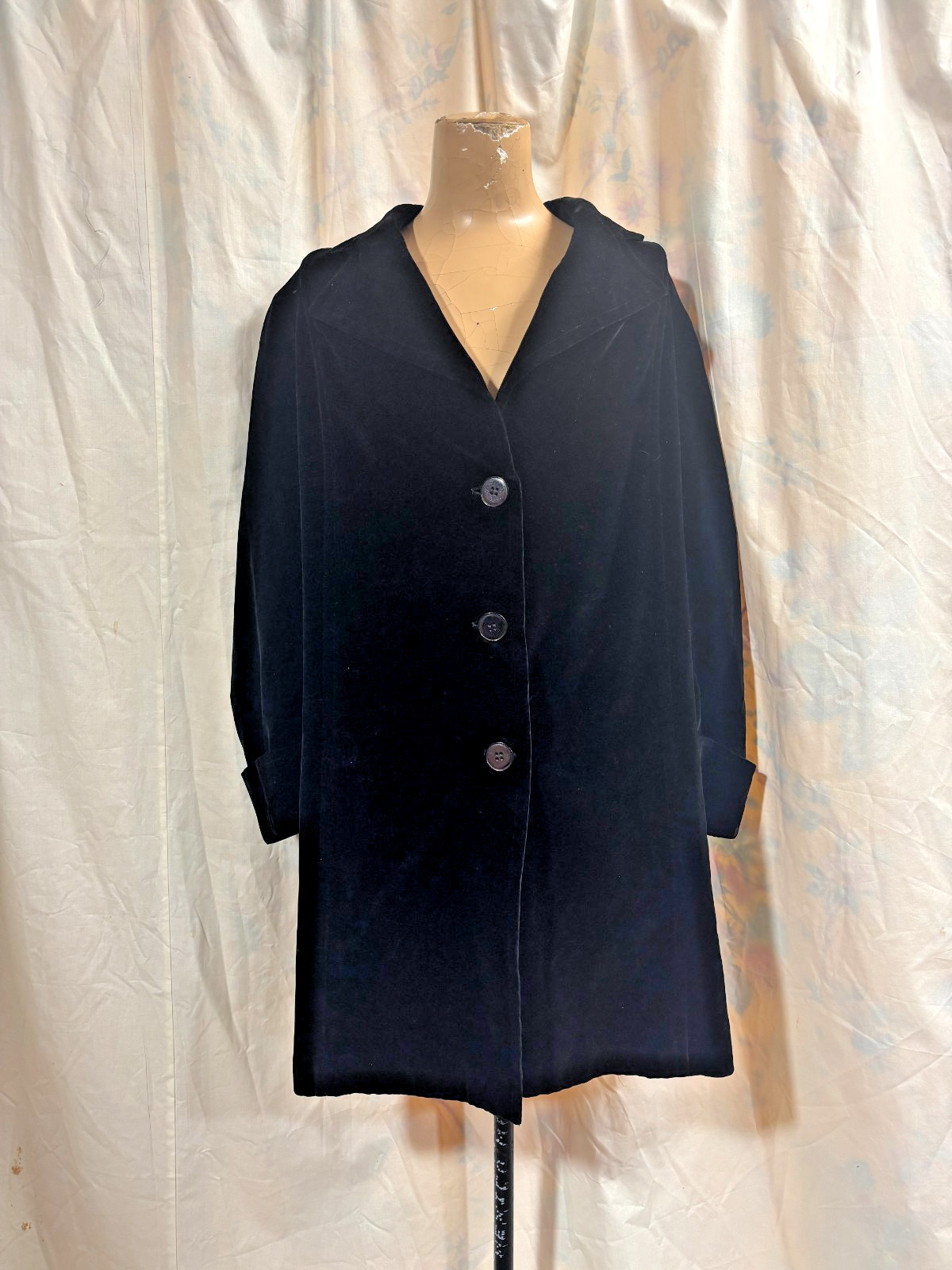 Classic Vintage Nordiska Kompaniet Black Velvet Women’s Evening Coat Sweden