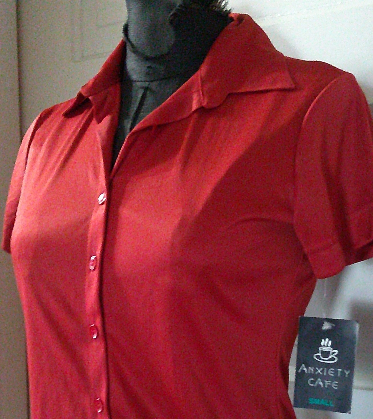 NWT ANXIETY CAFE SS Silky Button Up Red Top Shirt Blouse Junior’s S