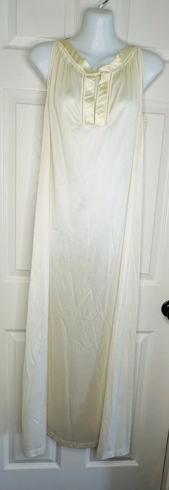 Vtg Gossard Artemis Peignoir Set Yellow Nylon Nightgown & Robe Size Small