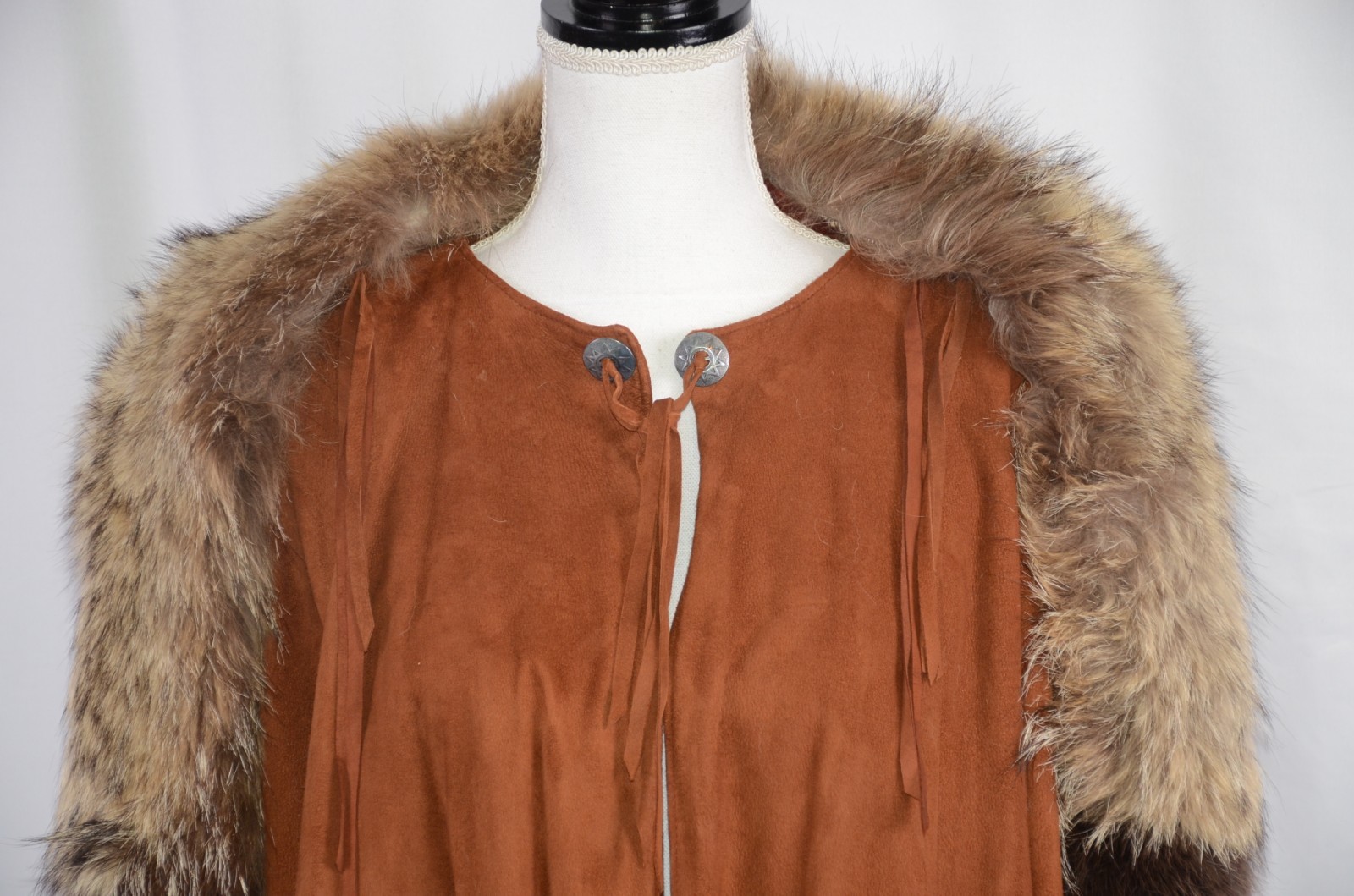 Char & Sher Women’s Suede Cape Shawl Fur Collar Fringed Brown Western Cow Girl