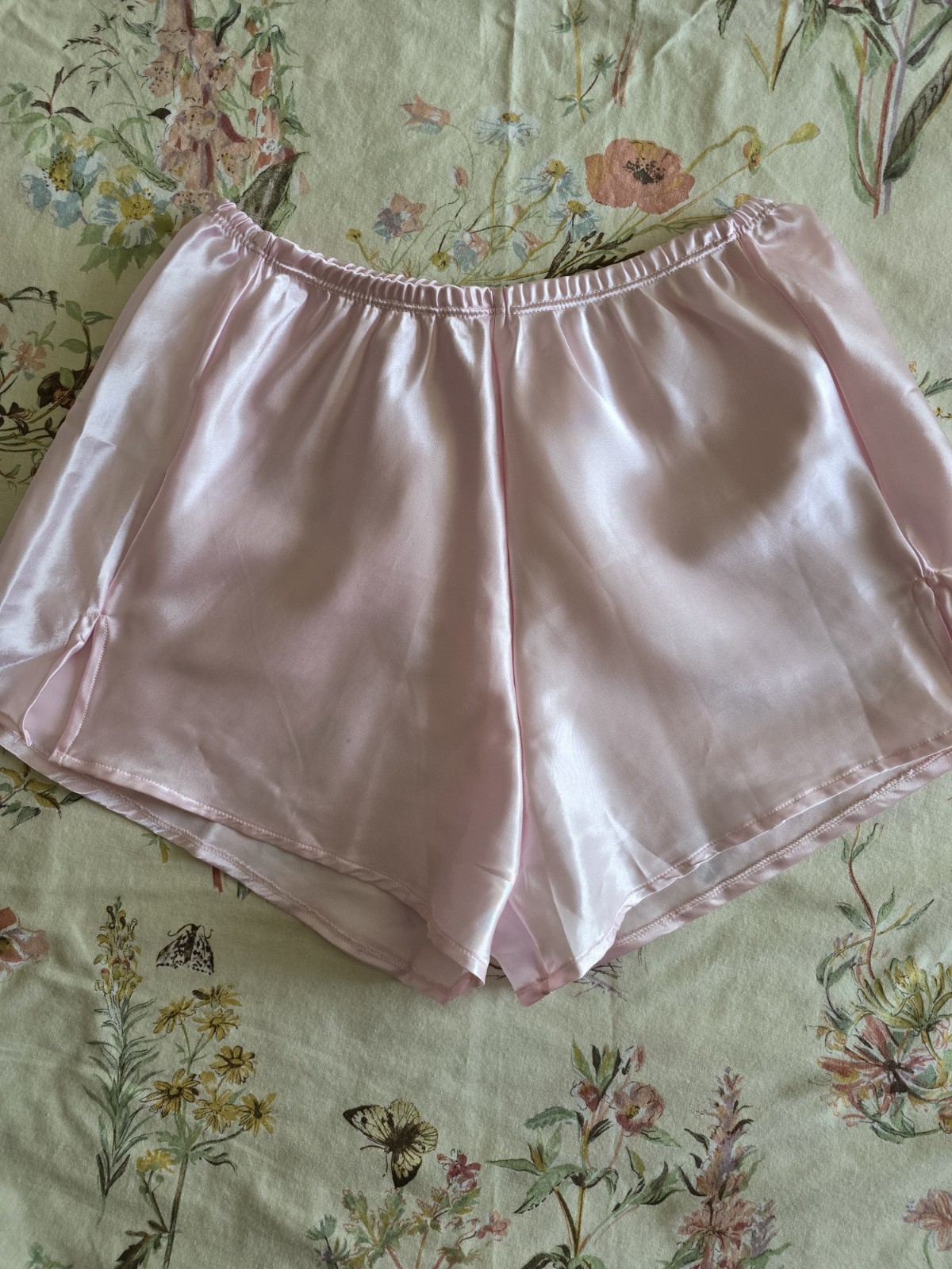 Vintage 80s 90s Pink Satin Avon Shorts Womens XS Small Romantic Sleepwear