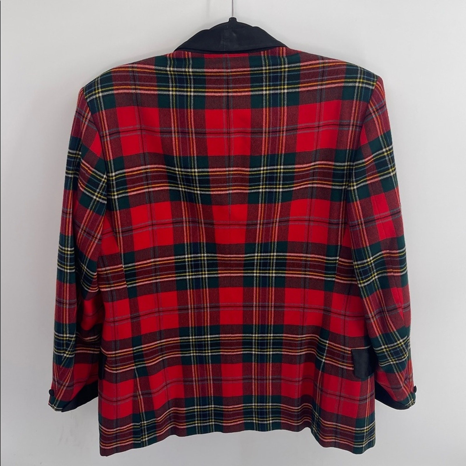 Vintage The Scotch House tartan plaid black satin detail single button blazer