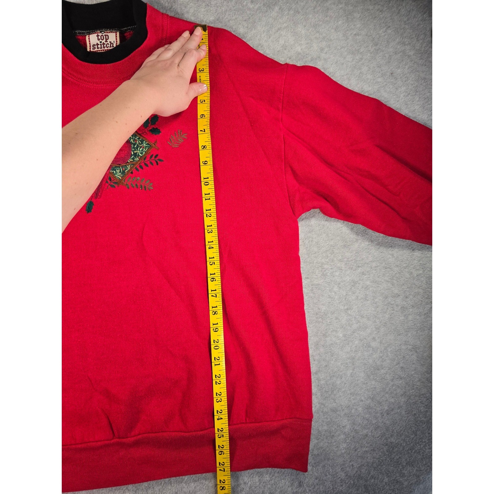 Vintage Top Stitch Morning Sun Cardinal Embroidered Crewneck Sweater Red Large