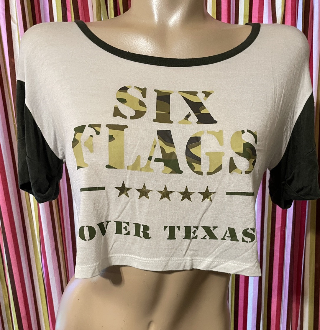 Vintage Camo Six Flags Texas Women’s Crop Top Small Small White