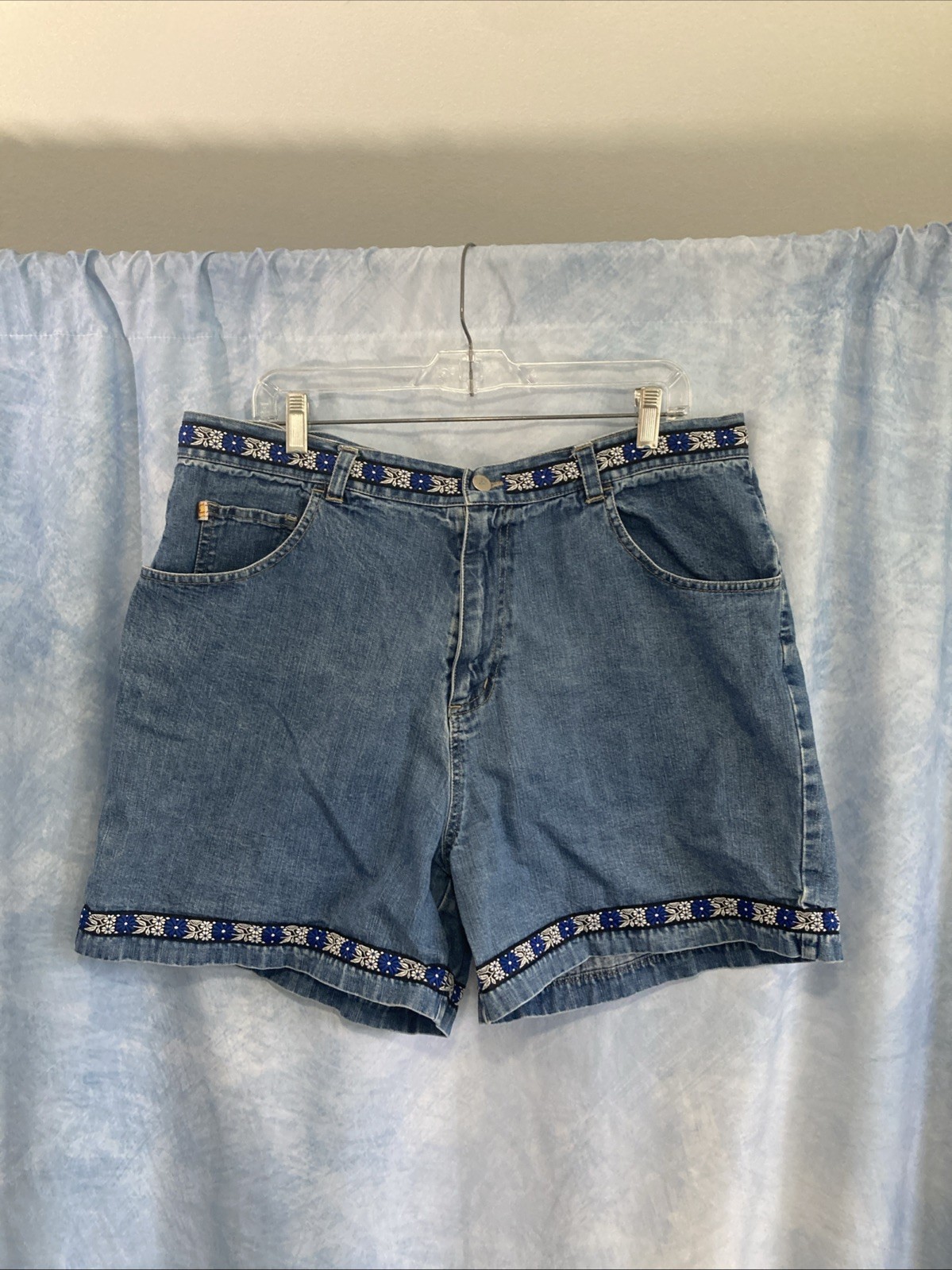 Vintage 90s Frantic Jeans Women’s Denim Mom Shorts Embroidered Trim Plus Size 18