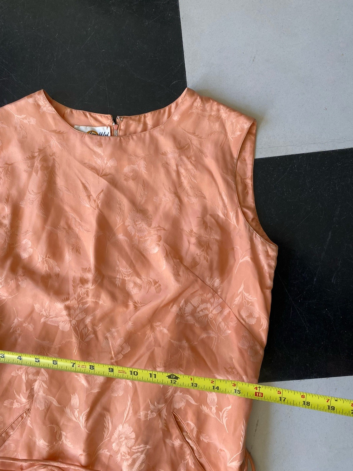 Vintage Bruce Arnold Peach Coral Silk 1960s Asian Floral Sheath Dress 10 Orange