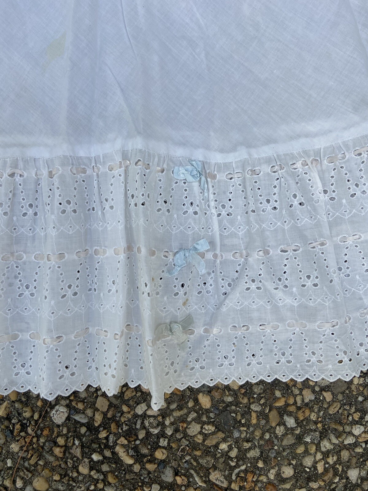 Vintage 1970’s White Eyelet Ruffled Boho Prairie Romantic Layering Slip Skirt S