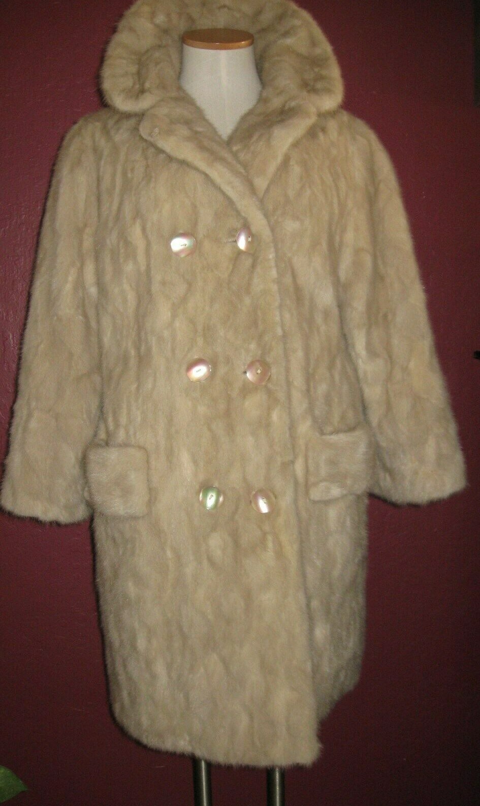 Vintage Mink Coat Lush Honey Blonde Sleek Fit Classic Glamour Designer 1960 SALE