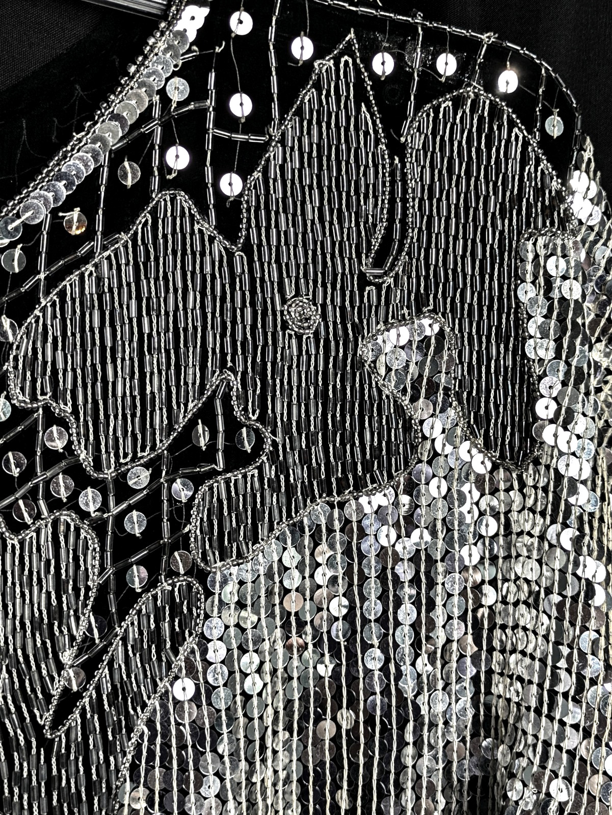 M L JUDITH ANN CREATIONS SILK SHIMMERY BLACK SILVER BEADED SEQUINS TOP VINTAGE