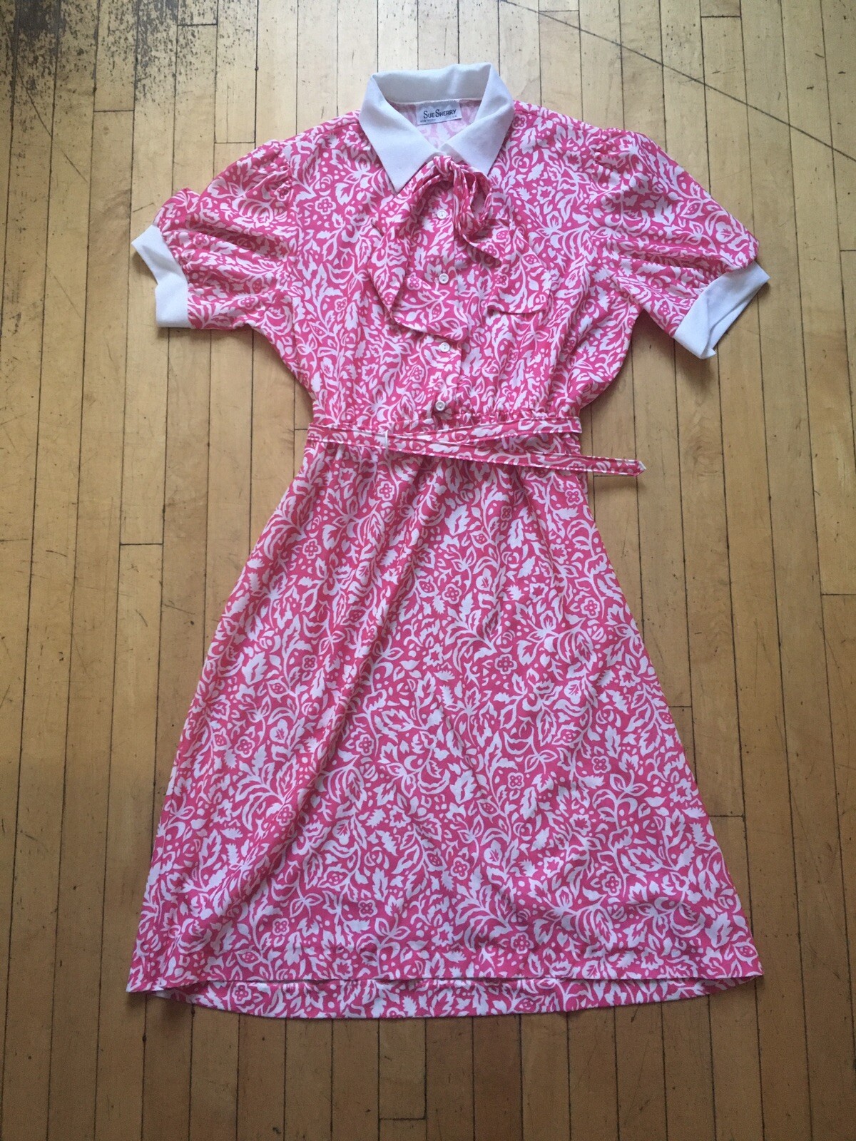 Retro Sue Sherry Dress M Pink White Button Down Belt Vintage