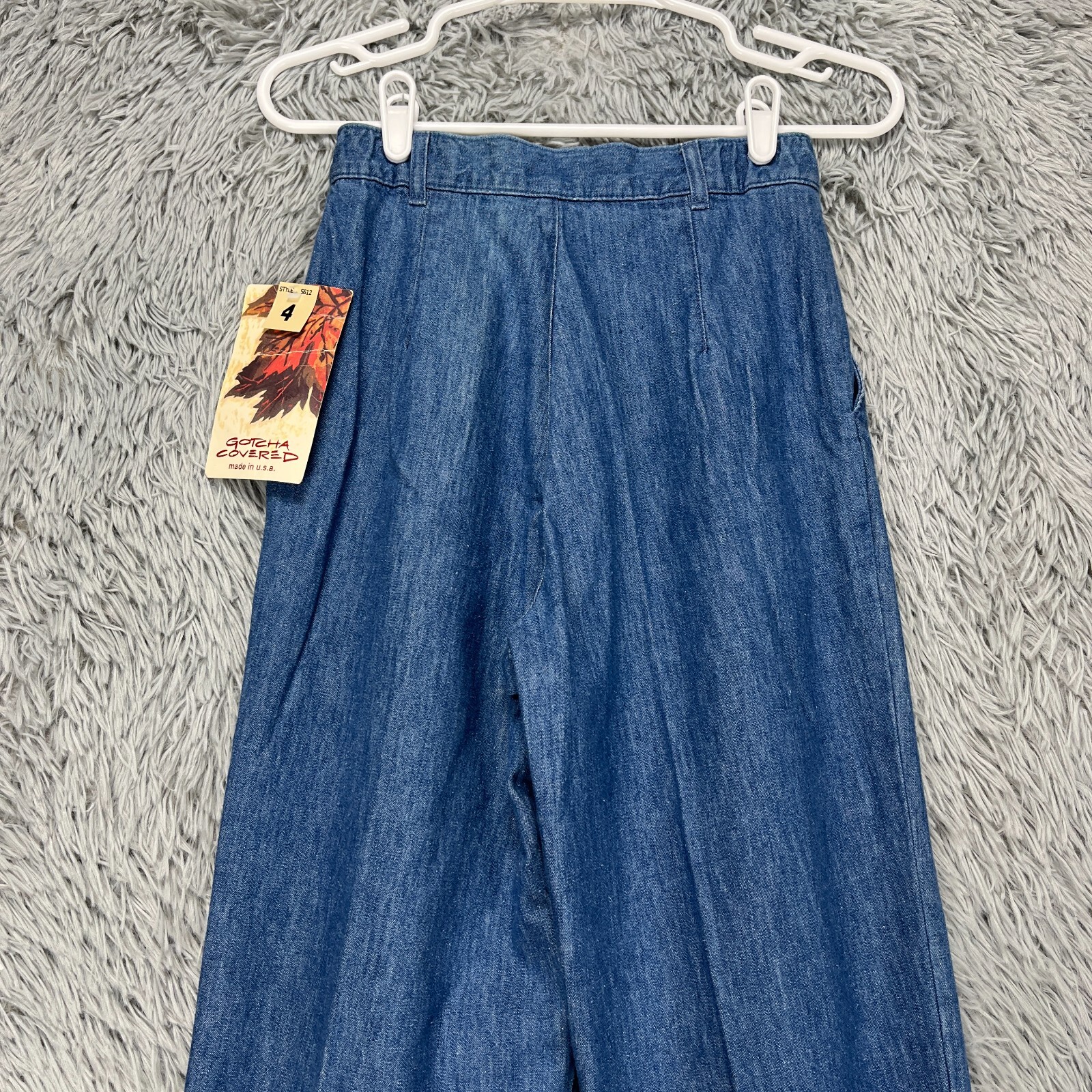 VIntage Dead Stock Gotcha Covered Mom Jeans Women’s 4 Pleated Tapered 80’s