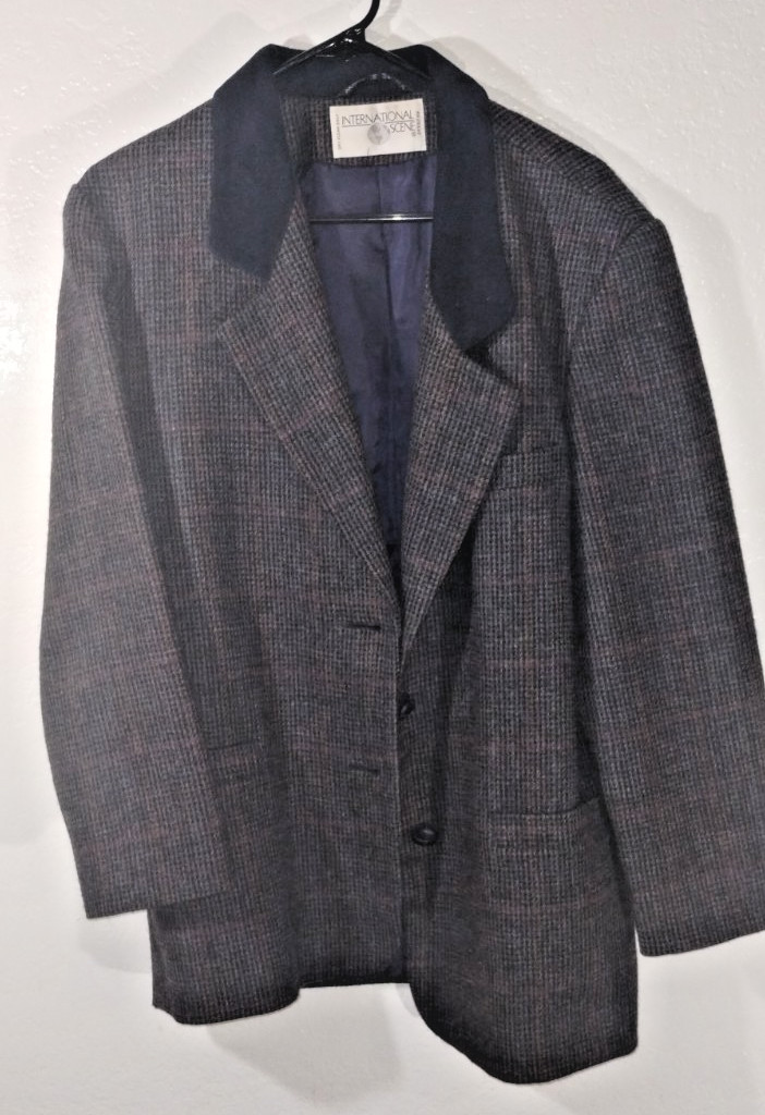 Vintage Woman’s wool tweed jacket suede collar 9/10 international scene Russia