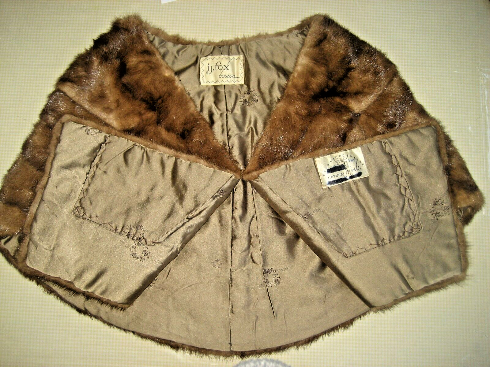 Vintage ( I.J. Fox Boston Mass.) Beautiful Mink/ wrap/shawl -wms. one size